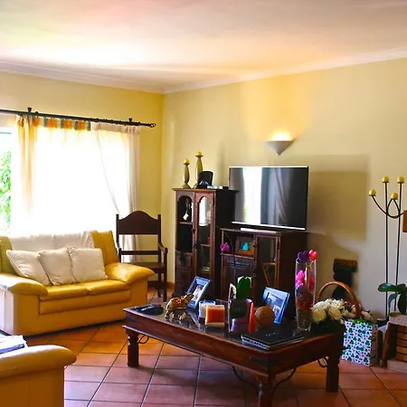 Bella & Gordinho Πανσιόν *