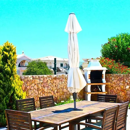 Bella & Gordinho * Λάγος